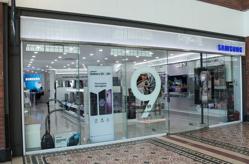 Compras de eletrônicos no shopping Victoria Wharf Mall na Cidade do Cabo