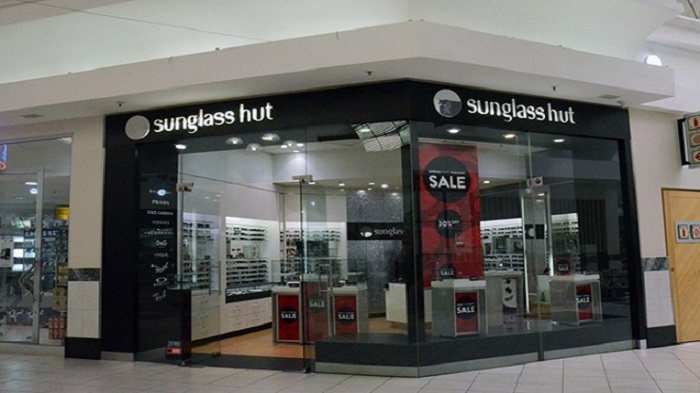 Comprar óculos escuros no Sandton City em Joanesburgo