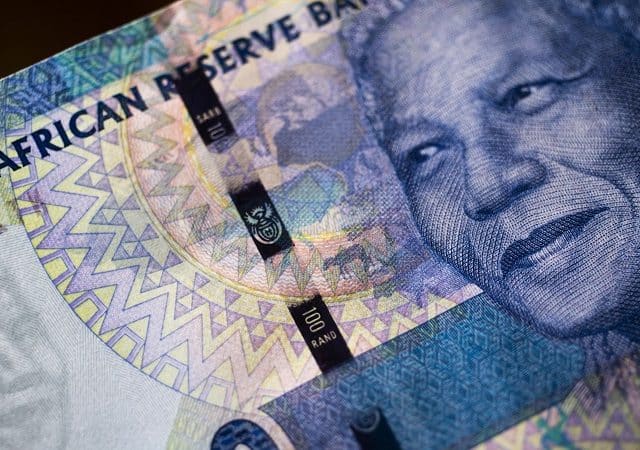Como levar dinheiro para a África do Sul