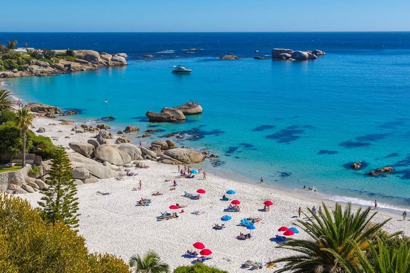 Beleza da Clifton Beach na Cidade do Cabo