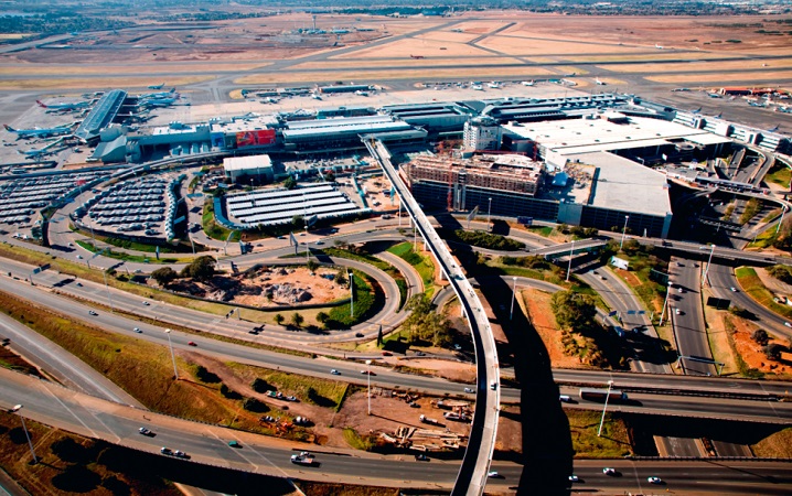 Transfer do aeroporto de Joanesburgo até o centro turístico